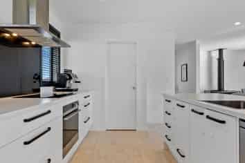 6 Westmorland Avenue, DARFIELD
