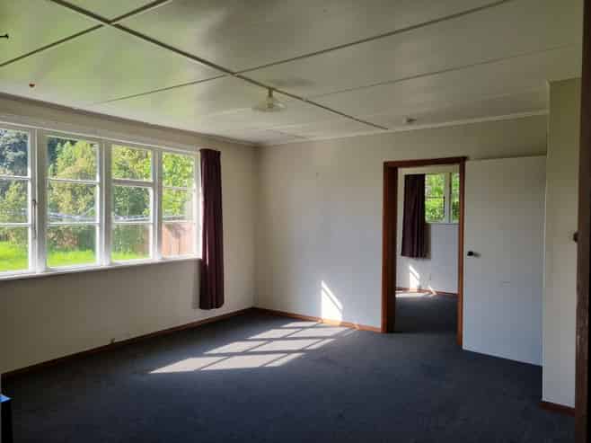 3 Dixon Ave, Hawera