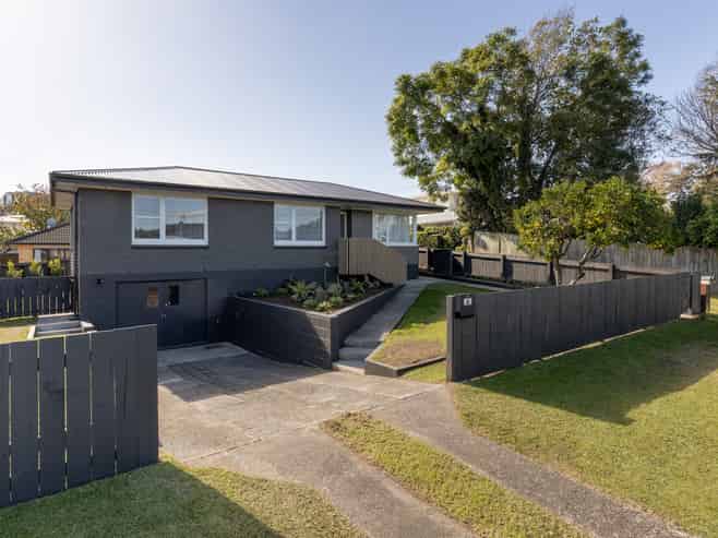 9A Lynwood Place, Brookfield