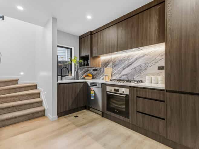 3/8 Buller Crescent, Manurewa