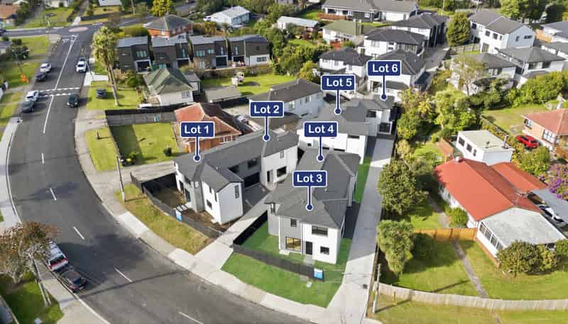 4/8 Buller Crescent, Manurewa