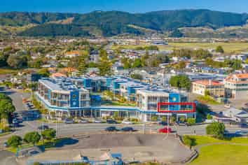 16/4 Seaview Road, Paraparaumu Beach