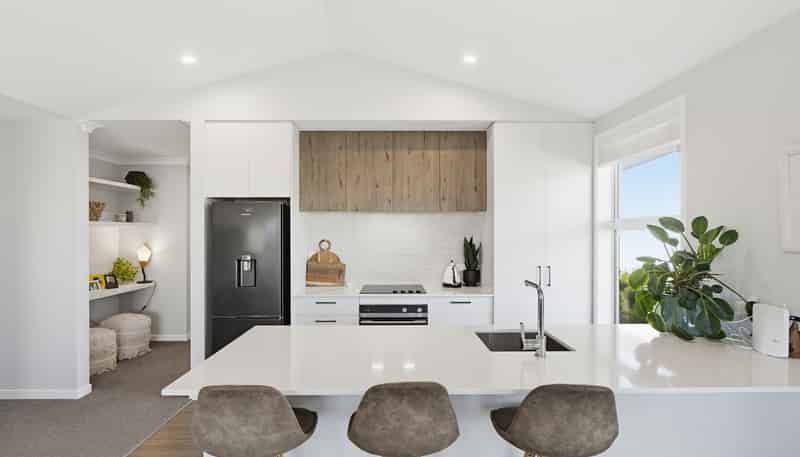 154/30 Bob Robertson Drive, Woodend
