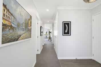 154/30 Bob Robertson Drive, Woodend