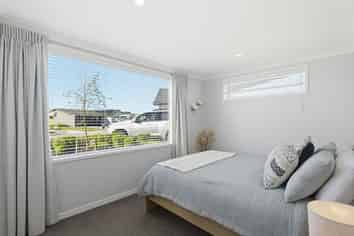 154/30 Bob Robertson Drive, Woodend