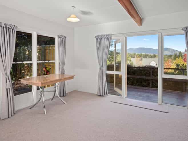 8 Chalet Crescent, Hanmer Springs