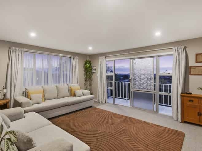 27 Lancaster Street, Levin
