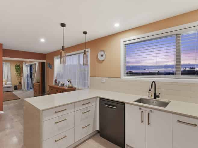 27 Lancaster Street, Levin