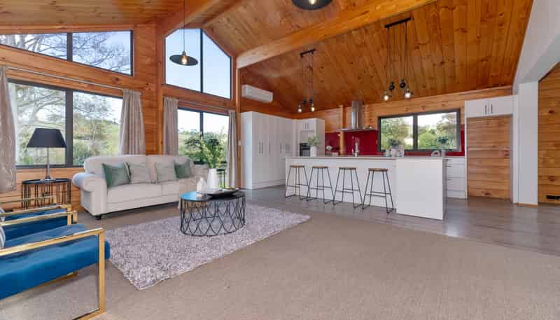 10 Taha Road, Waimauku