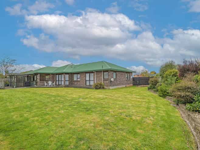 19 Clearview Drive, Milson