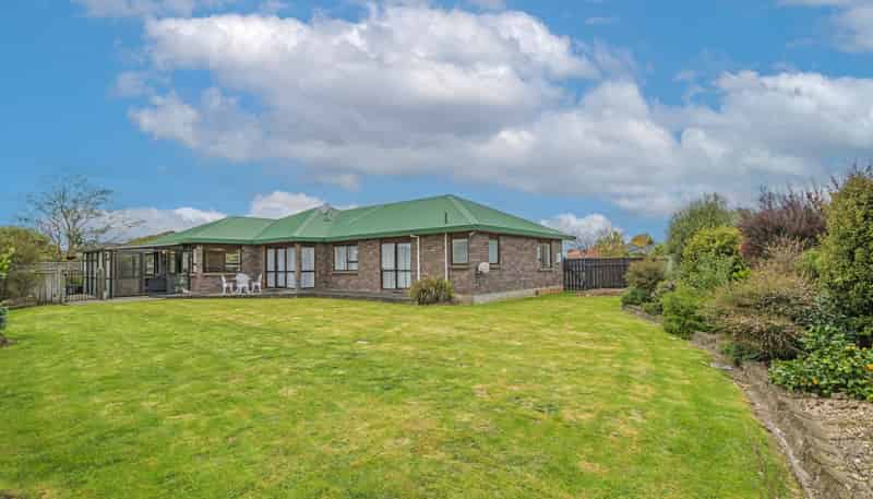 19 Clearview Drive, Milson