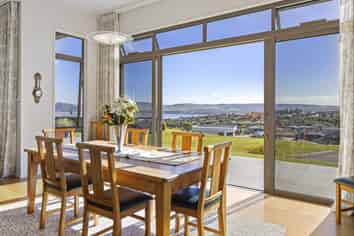7 Azalea Lane, Waipahihi