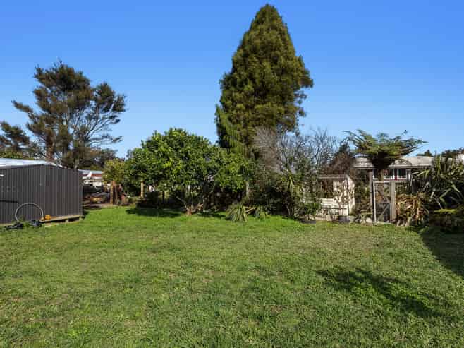 44 Station Road, Taneatua