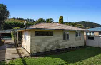 44 Station Road, Taneatua