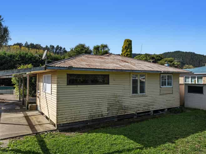 44 Station Road, Taneatua