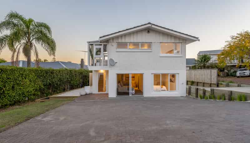 75 Marine Parade, Mellons Bay
