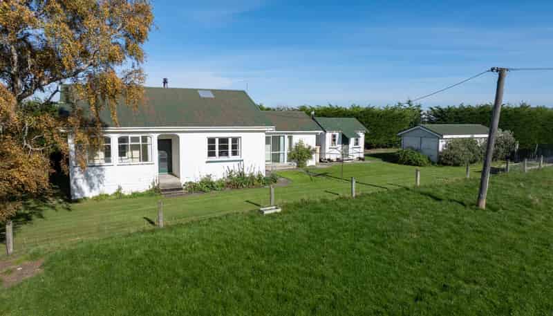 305B Waimumu Road, Waimumu