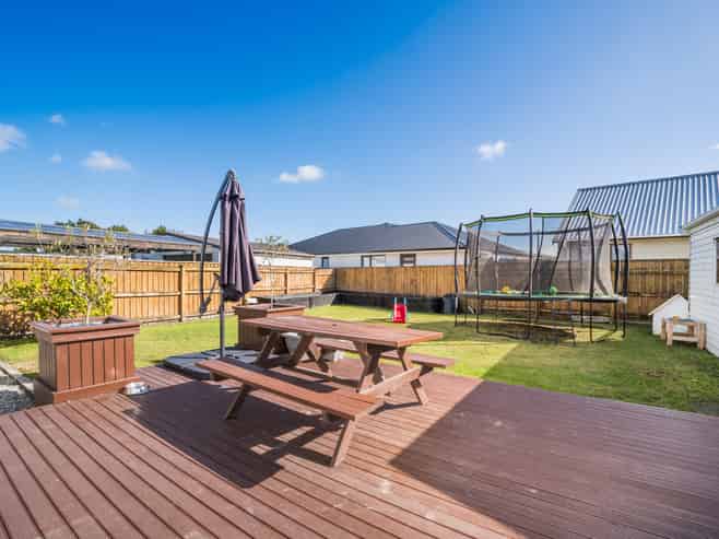 53 Geraldine Crescent, Cloverlea