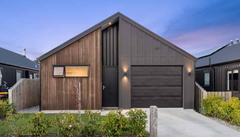 25 Cairnmuir Street, Wanaka