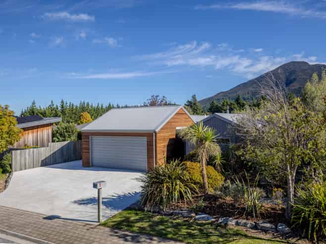 20 Bell Street, Lake Hawea