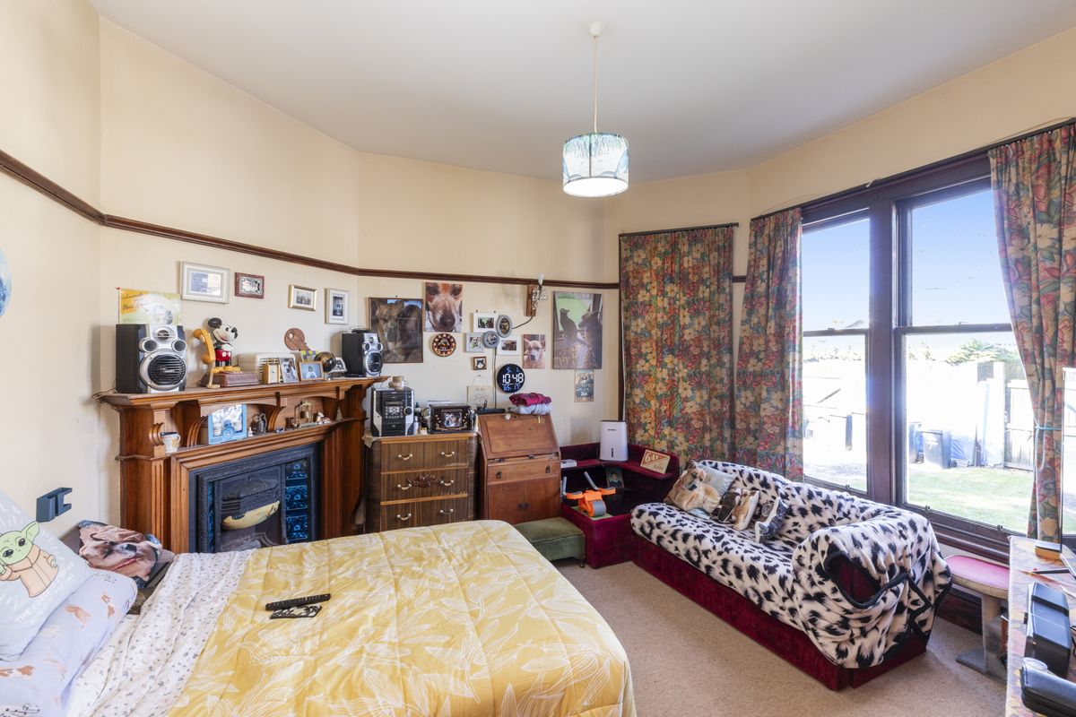 $750pw - Makes Dollars & Sense - Widok 5