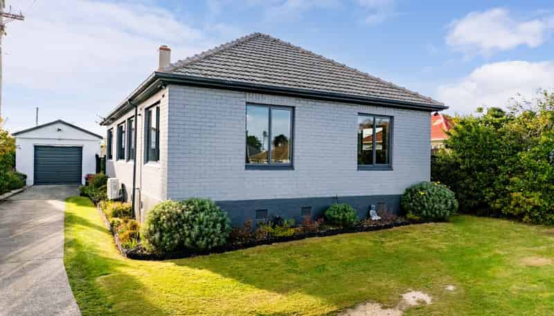 7 Isadore Road, Corstorphine