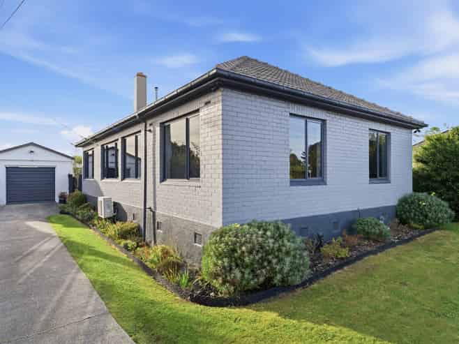 7 Isadore Road, Corstorphine