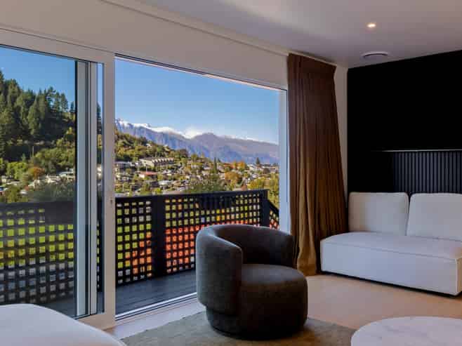 54 Huff Street, Queenstown