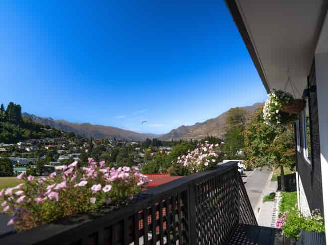 54 Huff Street, Queenstown
