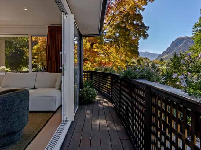 54 Huff Street, Queenstown
