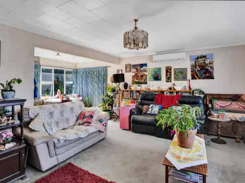 2 Handley Place, Glen Avon