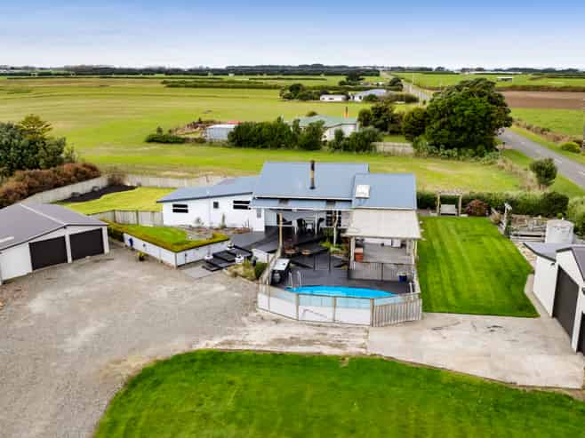 1288 Normanby Road, Manaia
