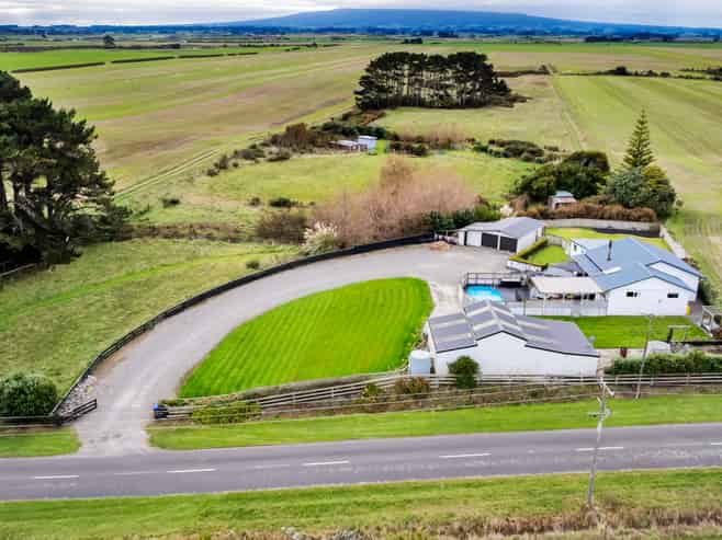 1288 Normanby Road, Manaia