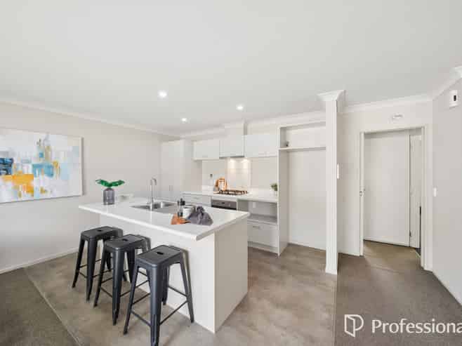 16 Poppy Watts Grove, Stokes Valley
