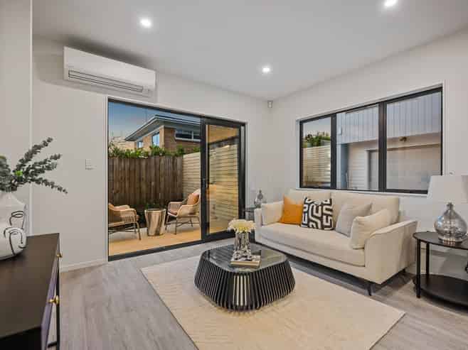 33 Garadice Road, Rothesay Bay