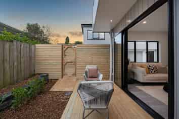 33D Garadice Road, Rothesay Bay