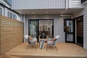33D Garadice Road, Rothesay Bay