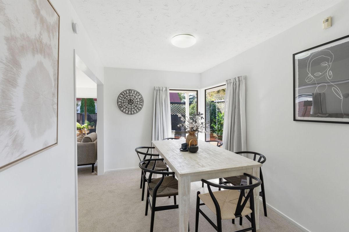 OFFERS PRESENTED TUESDAY 2 JUNE 2PM - Daha fazla