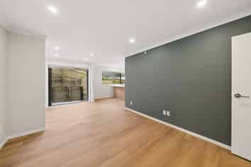  44E Phillip Street, Johnsonville