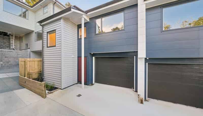  44E Phillip Street, Johnsonville