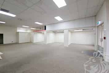 Shopping Centre Retail or Office - c809sqm
