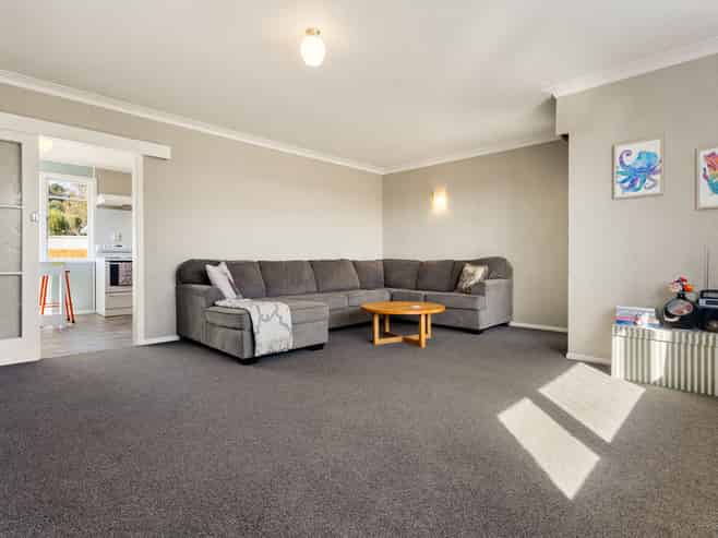 7 Anthony Crescent, Melville