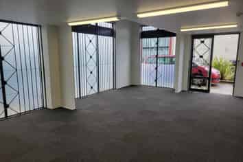 Functional office in Manukau