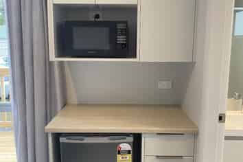 2/16 Manning Street (Room D), Hamilton Central