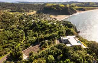 73 Radar Road, Hot Water Beach, Whitianga