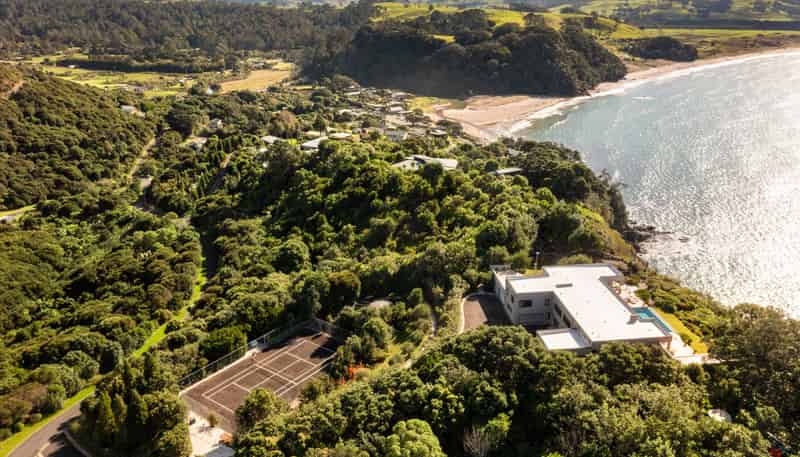 73 Radar Road, Hot Water Beach, Whitianga