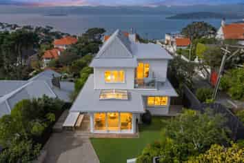 20 Roscoe Terrace, Wadestown