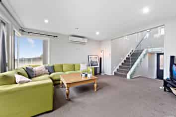B/302 Hillsborough Road, Hillsborough