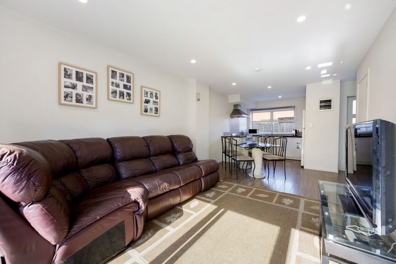3 Bedrooms, 2.5 Bathrooms & Flexible Living - Meer