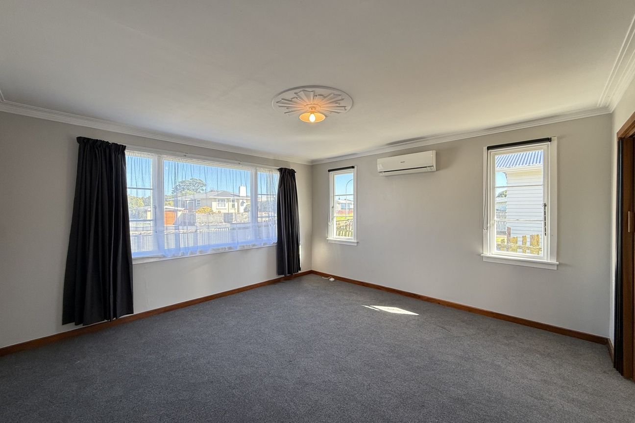 CLOSE TO BEACH & WALKWAY - Bild 6